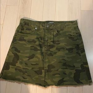 Camo print skirt